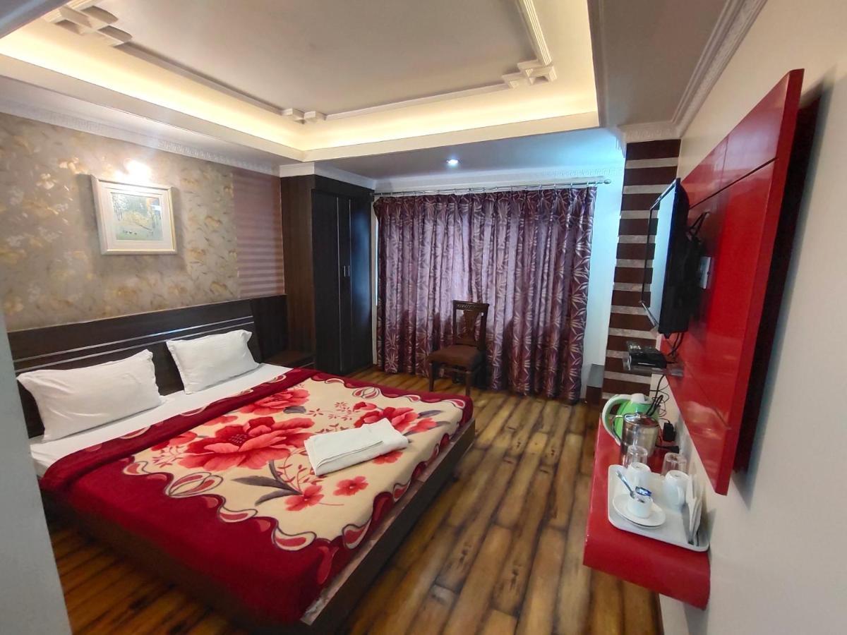 Hotel Berries Гангток Екстериор снимка