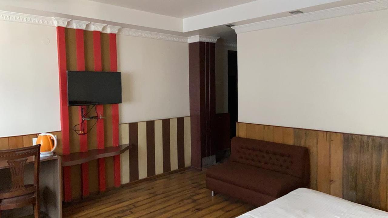 Hotel Berries Гангток Екстериор снимка